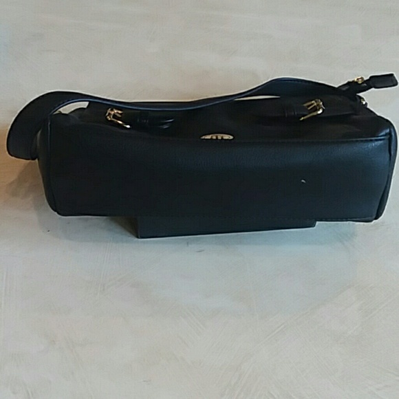 Tommy Hilfiger Bag - Picture 3 of 3